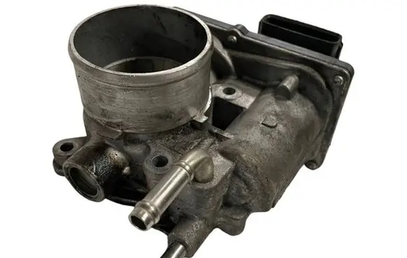 Toyota Avensis T270 Throttle valve 261000R020
