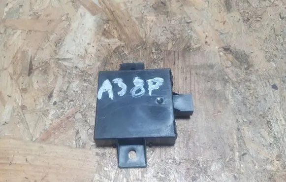 Audi A3 S3 8P Alarm control unit/module 1K0907719C