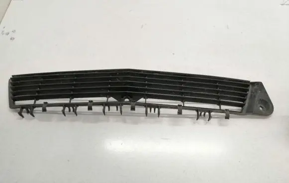 Opel Vectra C Front bumper lower grill 0551004542