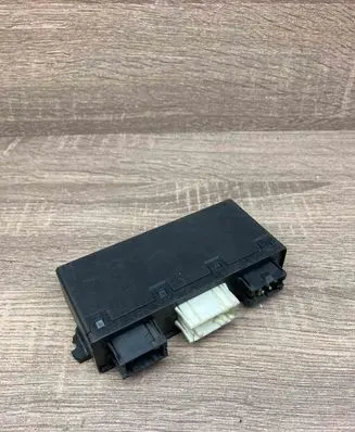 BMW 5 E39 Door control unit/module 8352062