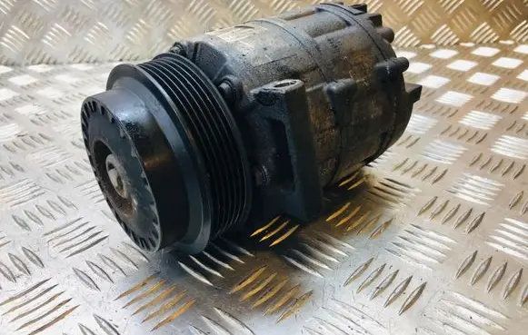 Mercedes-Benz C W204 Air conditioning (A/C) compressor (pump) A0022305011