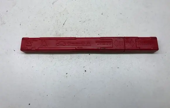 Mercedes-Benz E W212 Emergency warning sign A1718900097