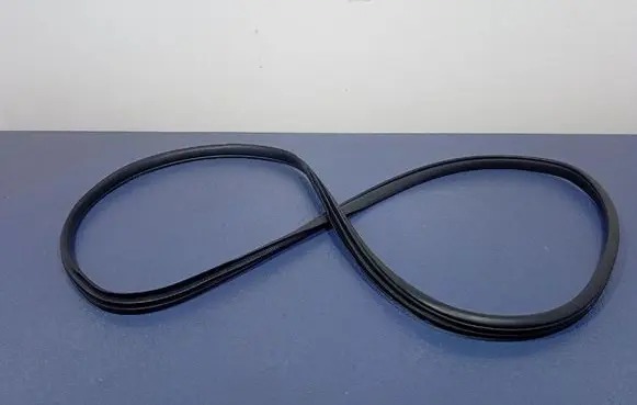 Mazda 3 II Front door rubber seal 