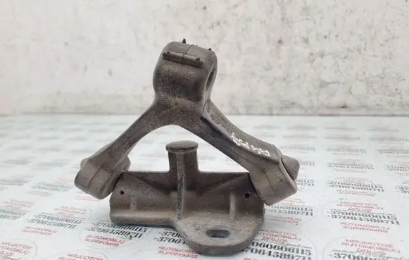 Audi A4 S4 B7 8E 8H Muffler mount bracket/holder 4B0253663F