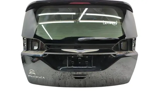 Chrysler Pacifica Tailgate/trunk/boot lid