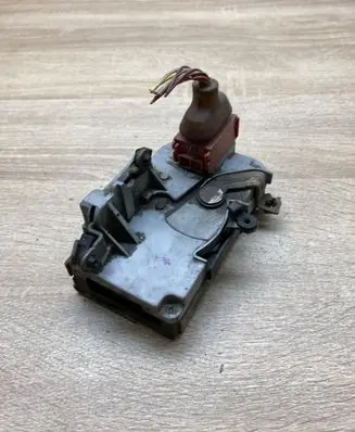 Peugeot 406 Front door lock PEUGEOT406DOORLOCK