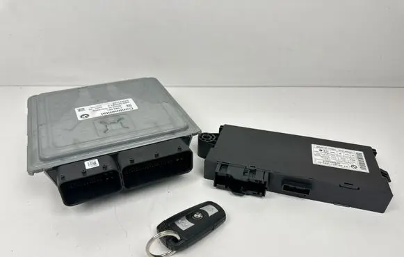 BMW 3 E90 E91 Engine ECU kit and lock set 9217853