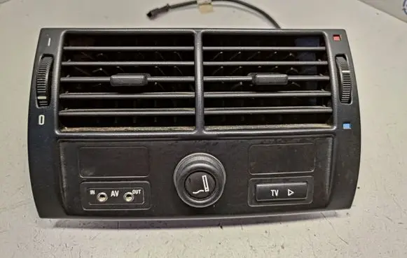BMW X5 E53 Rear air vent grill 8370910 64228370910