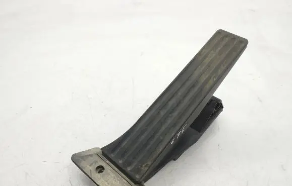 BMW 5 F10 F11 Accelerator throttle pedal 6858574 25916010 2304130701A