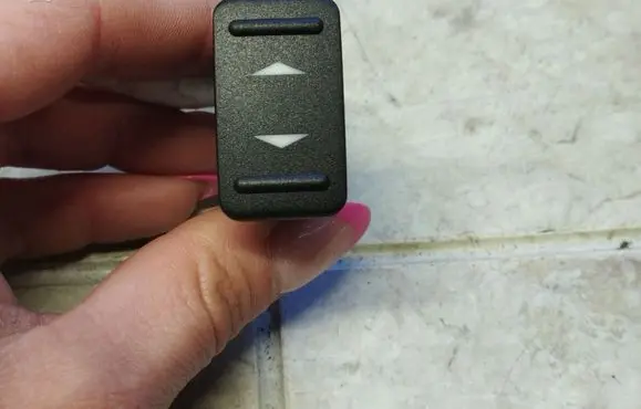 Ford Mondeo MK IV Electric window control switch 6M2T14529AD 1402CD4918