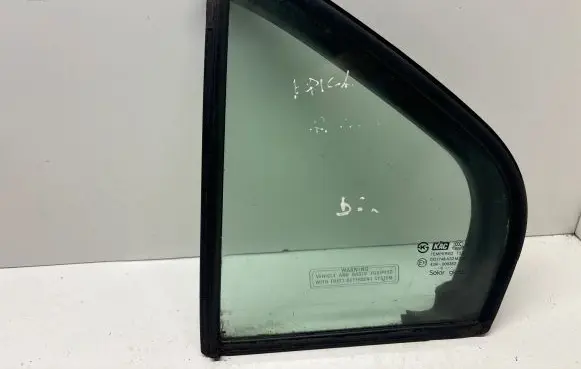 Chevrolet Epica Rear side window