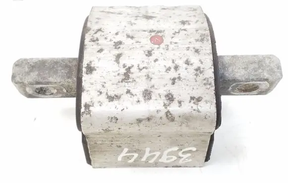 Mercedes-Benz CLS C218 X218 Gearbox mount A2122400418