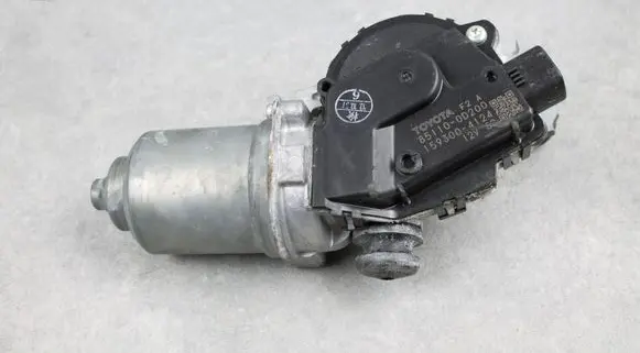 Toyota Yaris Wiper motor 851100D200