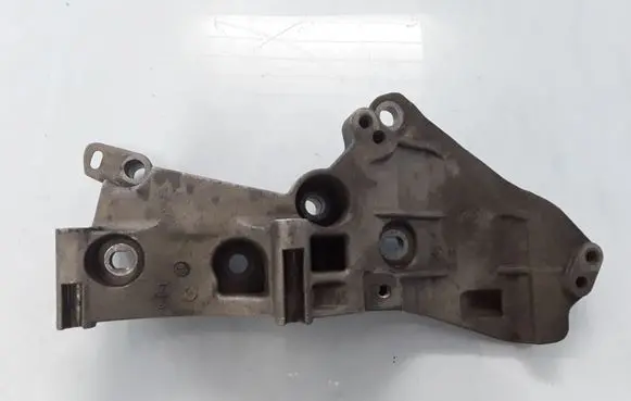 Renault Laguna III Generator/alternator bracket 8200669494
