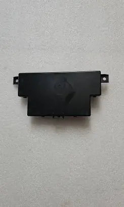 Tesla Model Y Door central lock control unit/module 110024100J 1100241
