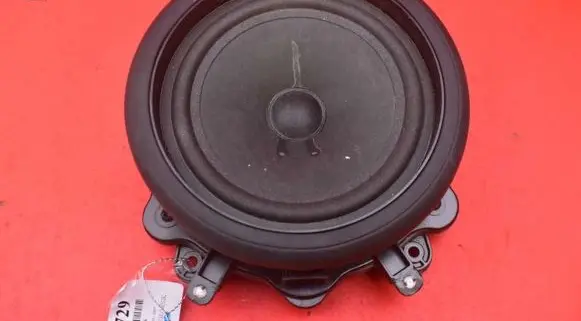 Audi A8 S8 D3 4E Subwoofer speaker 4E0035415