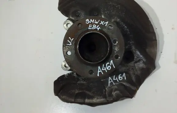 Front wheel hub spindle knuckle