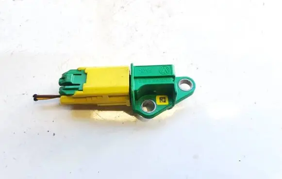 Audi Q7 4L Airbag deployment crash/impact sensor 1k0909606c 5wk43544