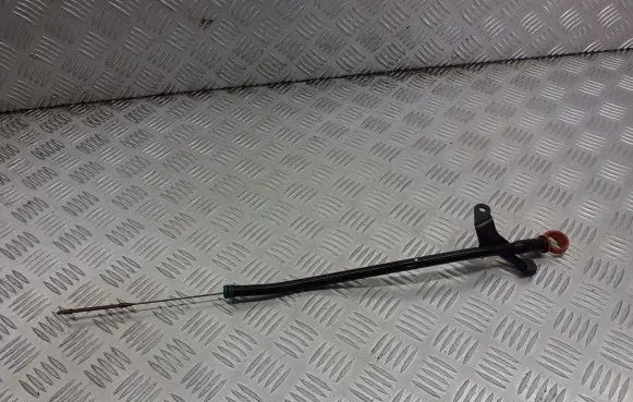 Peugeot 308 Oil level dip stick 