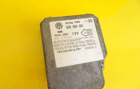 Volkswagen Golf IV Airbag control unit/module 6Q0909601