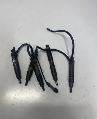 Volvo S70 V70 V70 XC Fuel injector 074130201qb