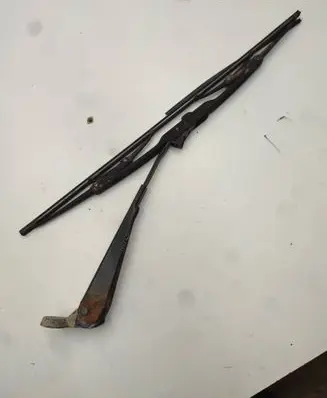 Volvo S70 V70 V70 XC Rear wiper blade arm 3512315