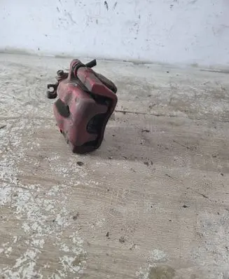 Opel Astra H Rear brake caliper