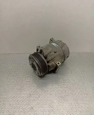 Renault Scenic I Air conditioning (A/C) compressor (pump) 7700105765 1135309 062211911