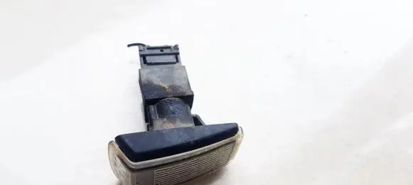 Volvo S40, V40 Front fender indicator light