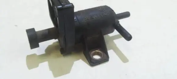 Renault Trafic I Turbo solenoid valve hom100788 7700-102515c