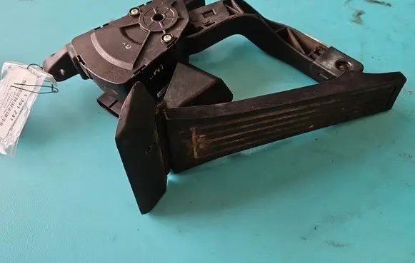 Hyundai ix35 Accelerator throttle pedal 32700-2S000 IMPRK1391241