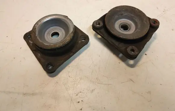 Volvo V70 Front shock absorber mounting bracket 