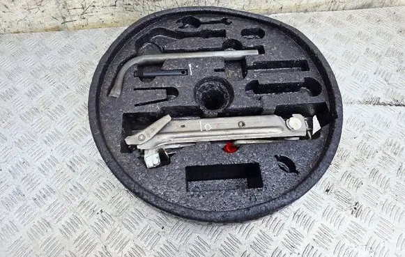 Audi TT Mk1 Tool box 8N0012109K 8N0011031B 8N0012219