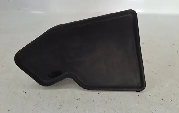 Toyota Avensis T250 Side skirt rear trim 6563105020
