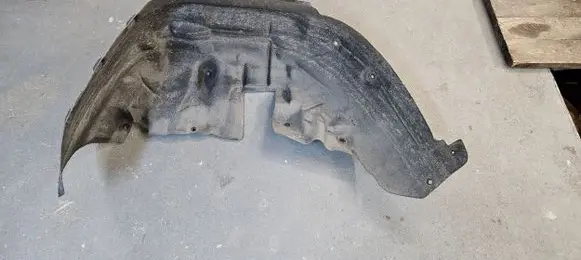 Jeep Grand Cherokee WL Rear arch fender liner splash guards P68376706AG