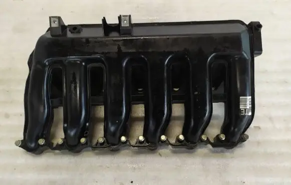 BMW 5 E60 E61 Intake manifold L0L06LL