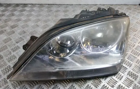 KIA Sorento Headlight/headlamp