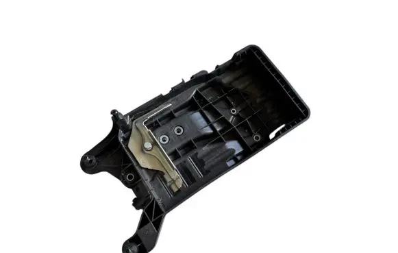 Volkswagen Tiguan Battery box tray 5R3915331B