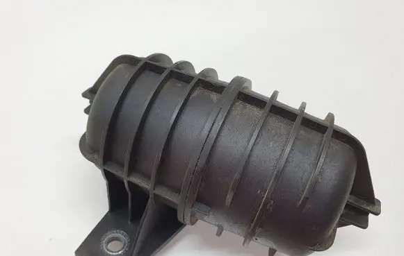 BMW 5 E60 E61 Vacuum air tank 62440410 652247620 11652247620