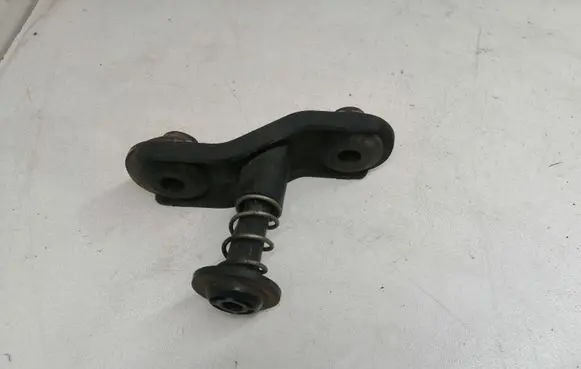 Saab 9-5 Radiator mount bracket 4577722
