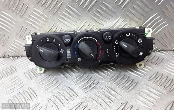 Ford Focus Climate control unit CJ5T19980AE