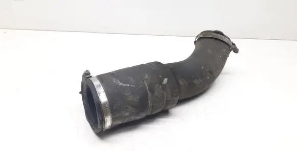 Volvo V70 Intake resonator 08692401
