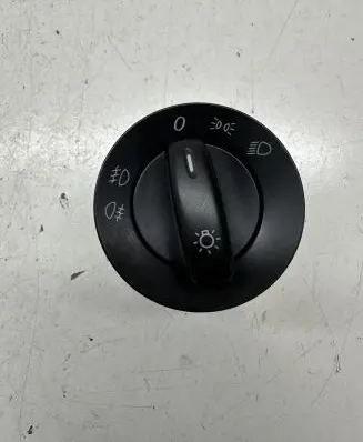 Volkswagen Golf VI Light switch 1K0941431BD