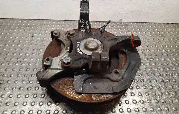 Renault Twingo III Front wheel hub spindle knuckle S25056949 400157575R