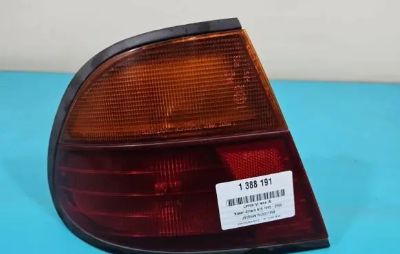 Nissan Almera Rear/tail lights IMPRK1388191