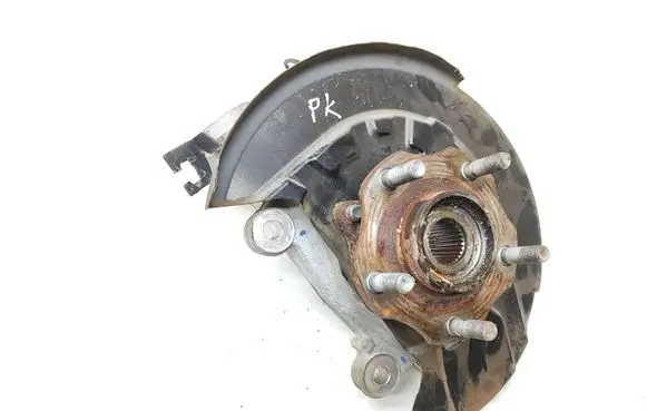 Nissan Rogue Front wheel hub