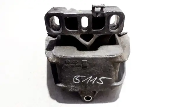 Audi A3 S3 8L Engine mount bracket 1j0199555
