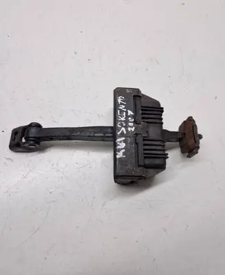 KIA Sorento Rear door check strap stopper