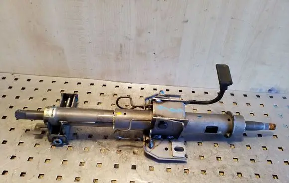 Opel Antara Steering wheel axle 96874503