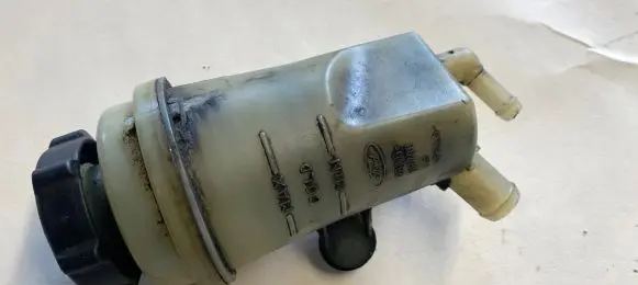 Ford Connect Power steering fluid tank/reservoir 98AG3R7700AH 98AG3R7700